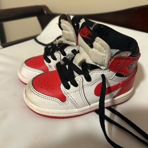 Nike Kids Red and White High-Top Sneakers